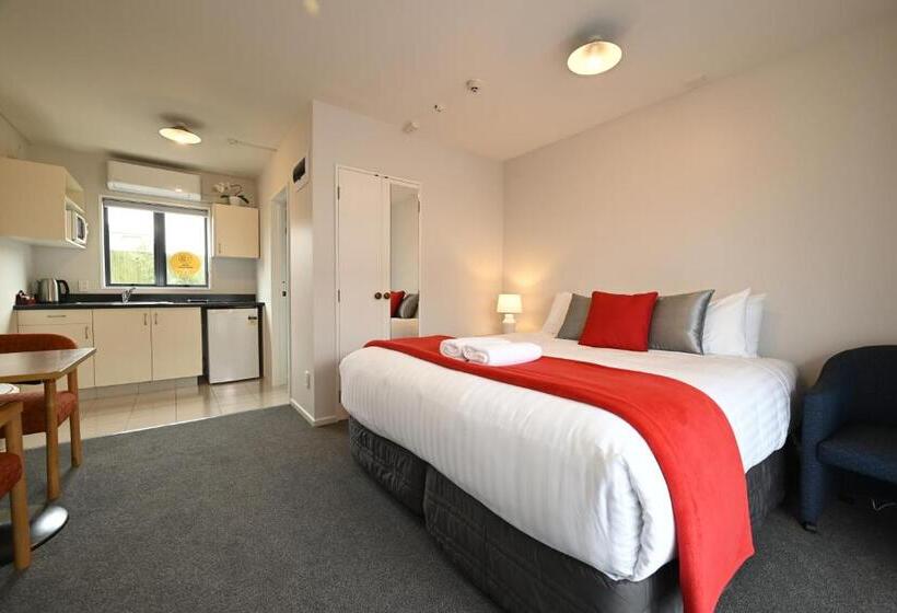 高级工作室, Riccarton Mall Motel