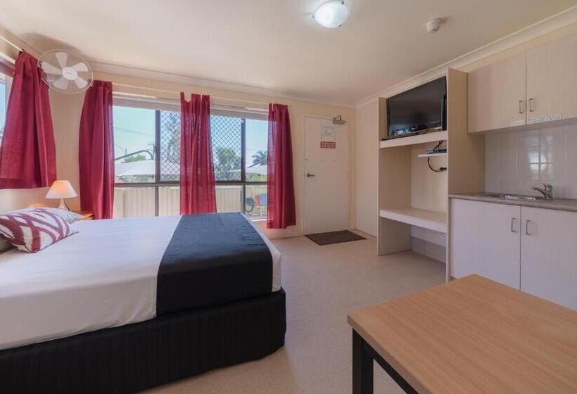 استودیوی استاندارد, Winter Sun Motel