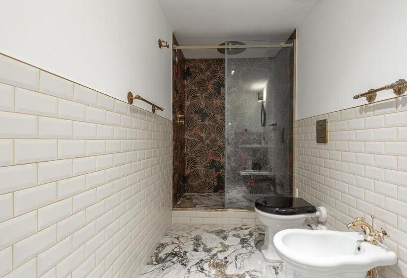 اتاق سوپریور, Duomo Smart Suites