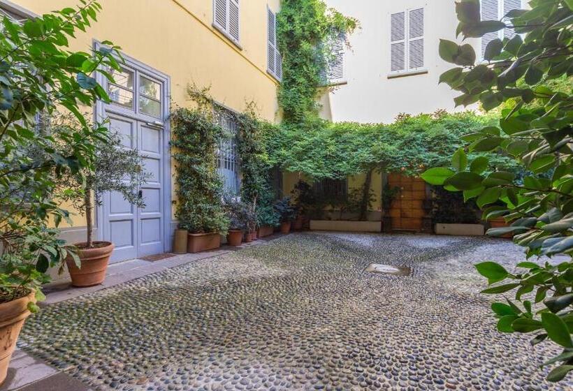 اتاق استاندارد, Duomo Smart Suites