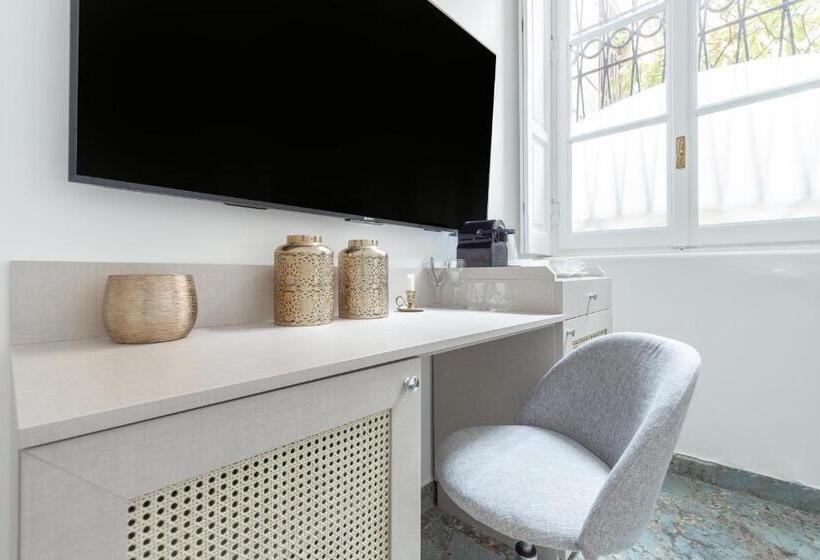 اتاق لوکس, Duomo Smart Suites