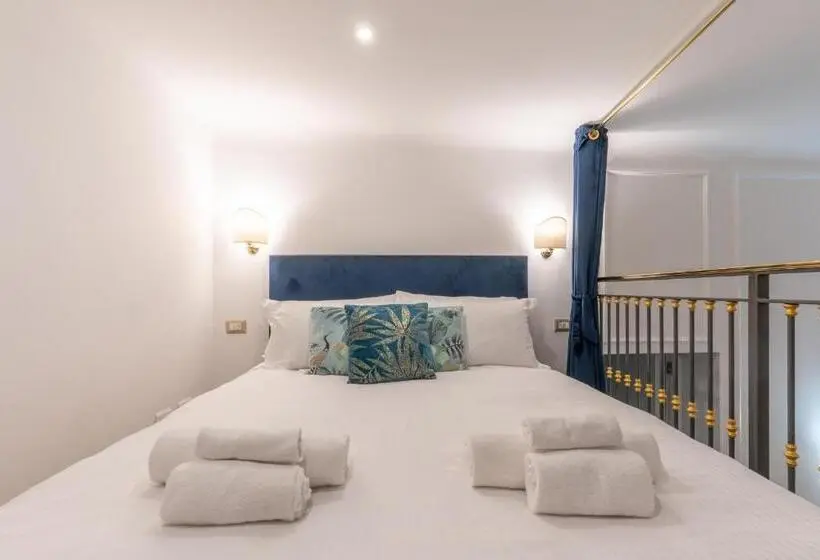 اتاق لوکس چهار تخته, Duomo Smart Suites