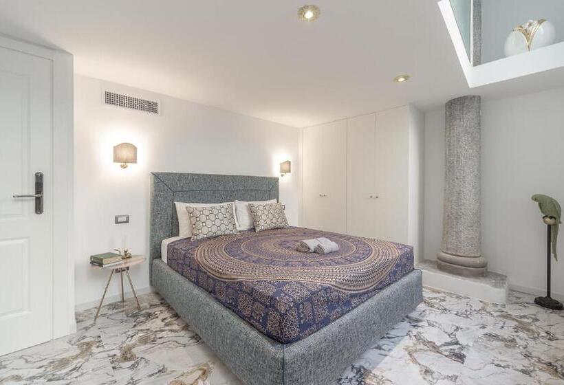 اتاق استاندارد با تخت بزرگ, Duomo Smart Suites