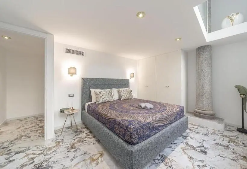 اتاق استاندارد با تخت بزرگ, Duomo Smart Suites