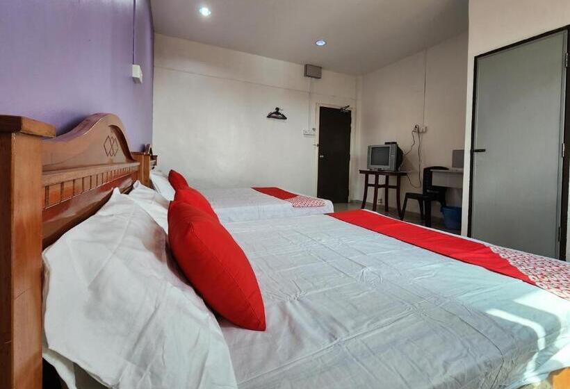 Family Suite, Ban Cheong