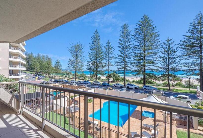 Апартаменты Deluxe 2 Спальни, Columbia Beachfront Apartments On Rainbow Bay