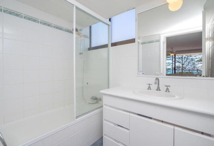 آپارتمان لوکس 2 خوابه, Columbia Beachfront Apartments On Rainbow Bay