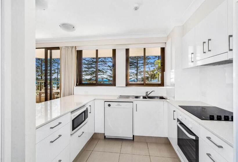 آپارتمان لوکس 2 خوابه, Columbia Beachfront Apartments On Rainbow Bay