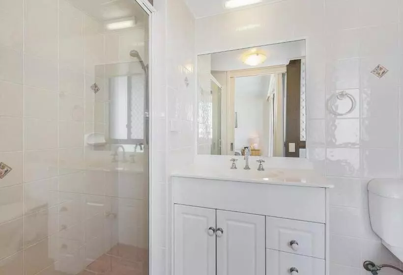 آپارتمان سوپریور 2 خوابه, Columbia Beachfront Apartments On Rainbow Bay