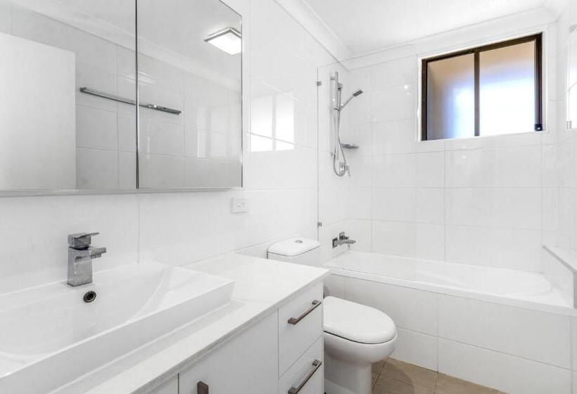 آپارتمان سوپریور 3 خوابه, Columbia Beachfront Apartments On Rainbow Bay