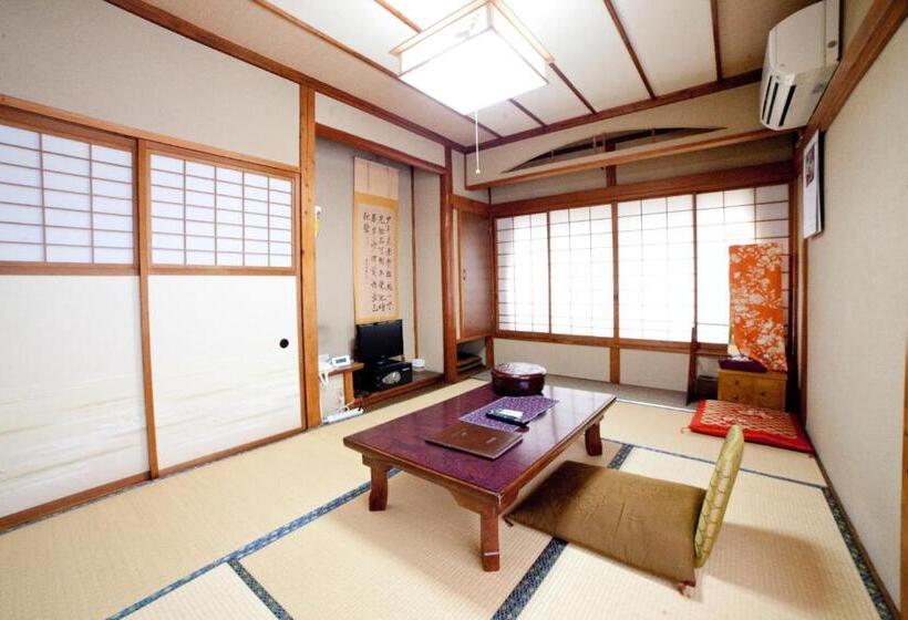 이코노미 룸 공용욕실, Hinodeya