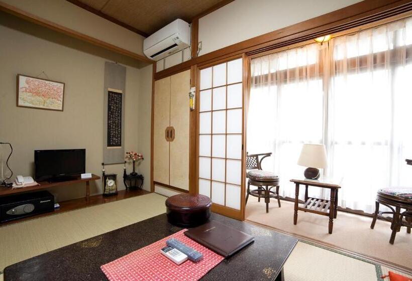 이코노미 룸 공용욕실, Hinodeya