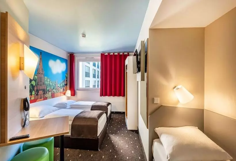 スタンダードトリプルルーム, B&b Hotel Freiburg Süd