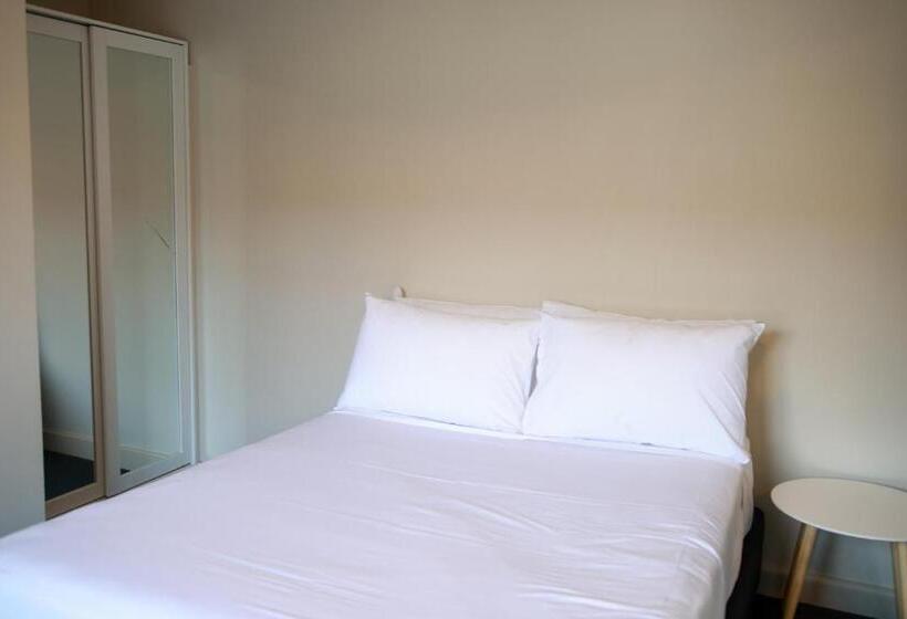 דירת חדר, Beltana