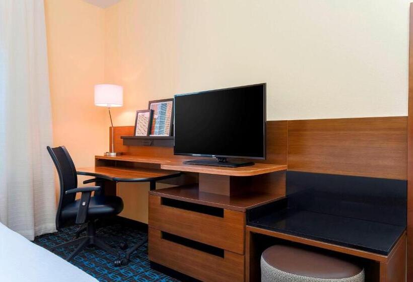 キングサイズベッドのスタンダードルーム, Fairfield Inn & Suites By Marriott Pleasanton