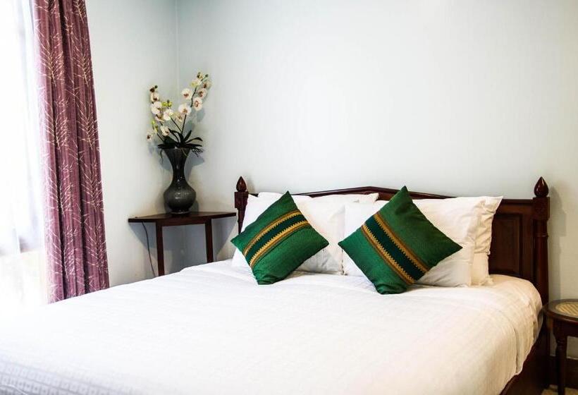 디럭스 룸, Family Boutique