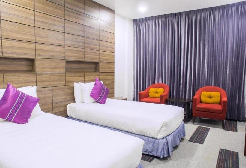 주니어 스위트, Family Boutique