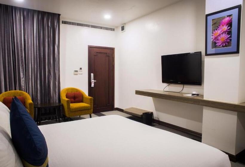 주니어 스위트, Family Boutique