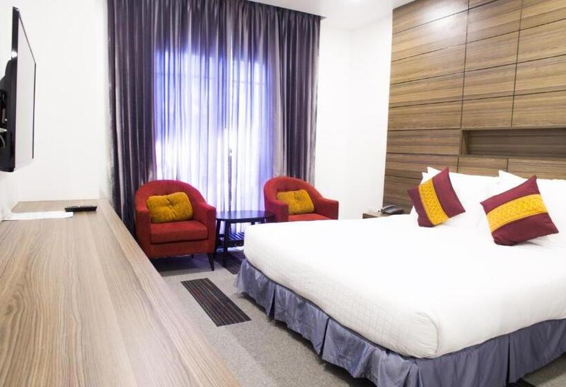 주니어 스위트, Family Boutique