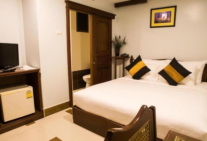 标准间, Family Boutique