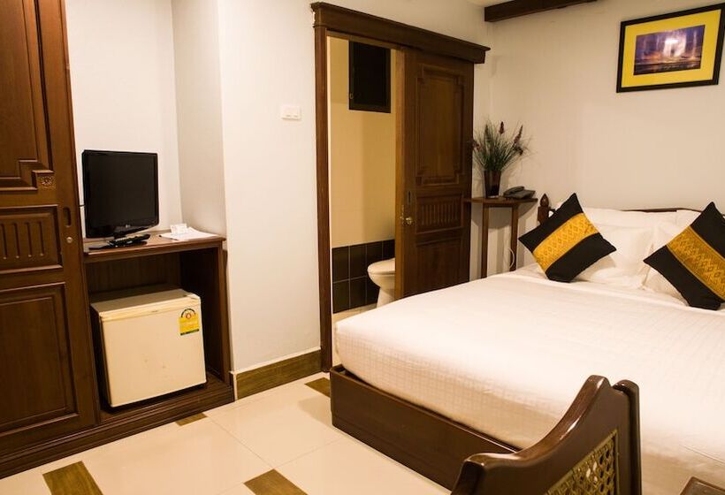 标准间, Family Boutique