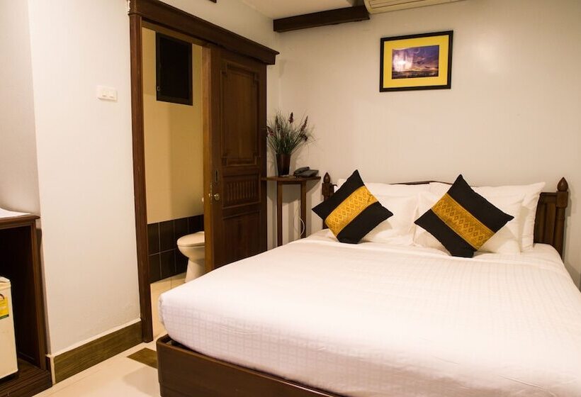 标准间, Family Boutique