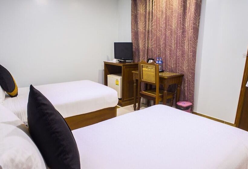 标准间, Family Boutique