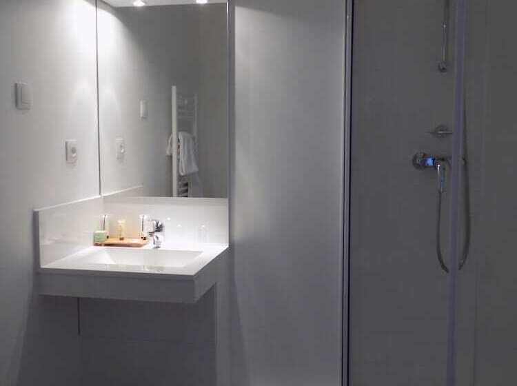 חדר קלאסי לשלושה, B&b Home Paris Mairie De Saint Ouen