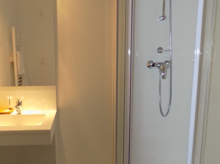 חדר קלאסי לשלושה, B&b Home Paris Mairie De Saint Ouen