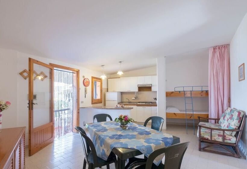 带1个卧室的高级公寓, Residence Albatros