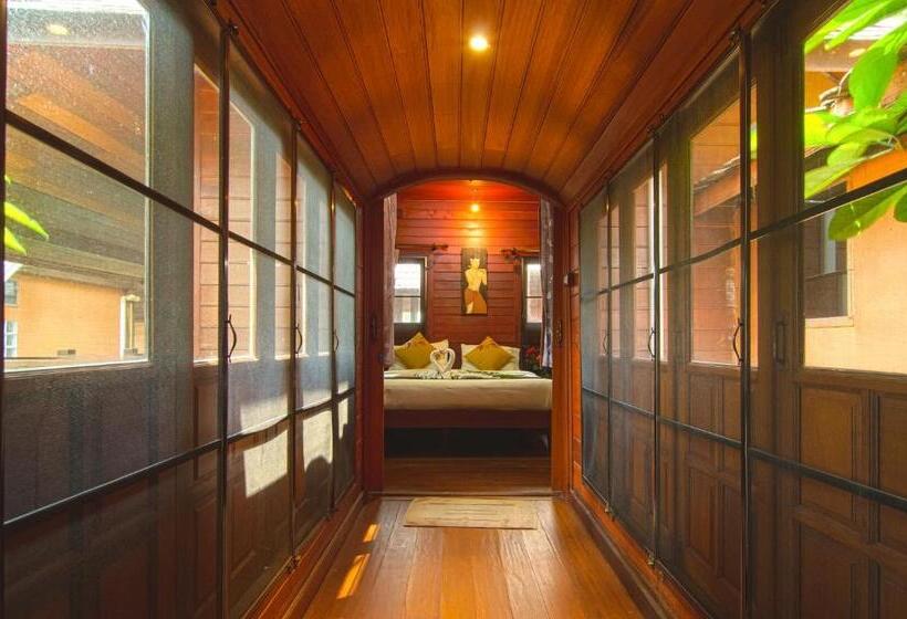 Cabana, Samed Grandview Resort