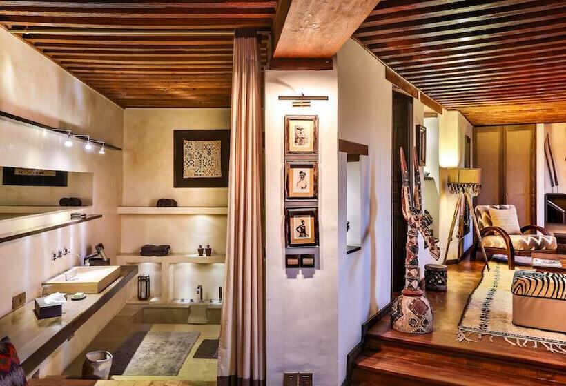 带城市景观的套间, Karawan Riad