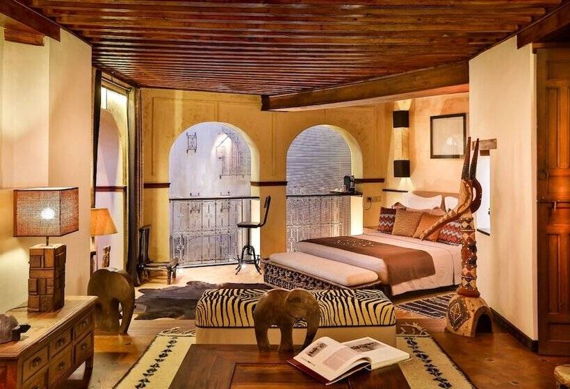 带城市景观的套间, Karawan Riad