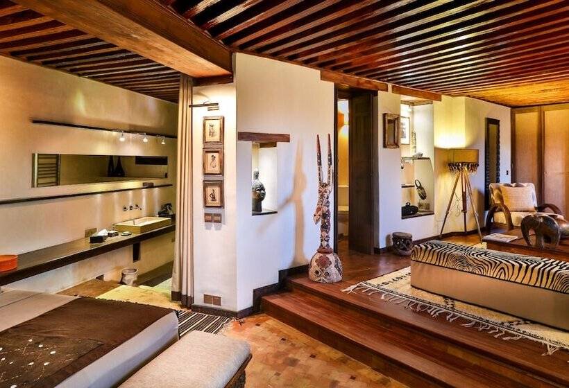 带城市景观的套间, Karawan Riad