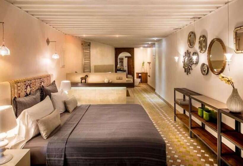 高级套房, Karawan Riad