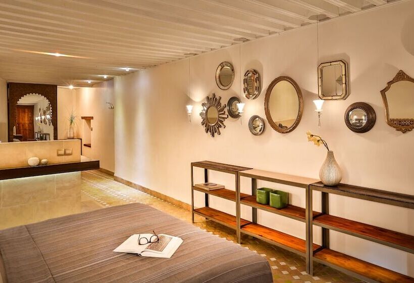 高级套房, Karawan Riad