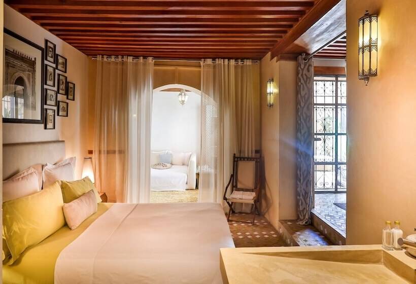 高级套房, Karawan Riad