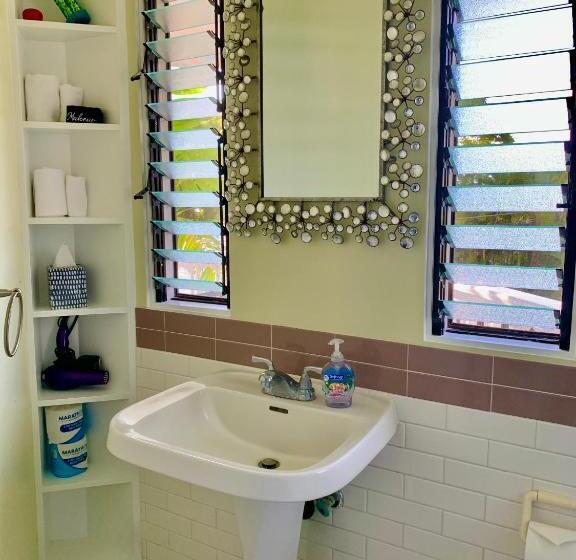 スイート, Big Island Retreat