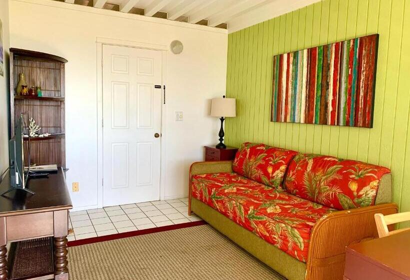 オーシャンビュースイート, Big Island Retreat