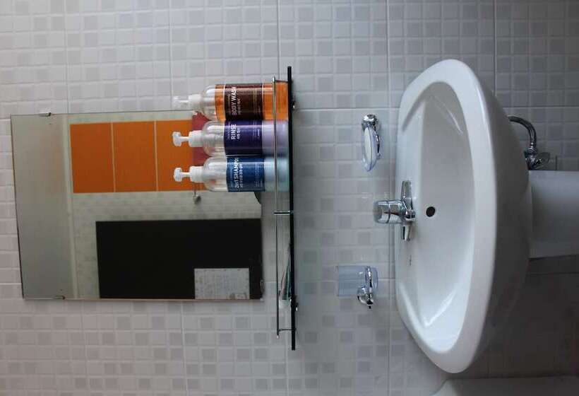 Habitació Estàndard, Nabizam Motel