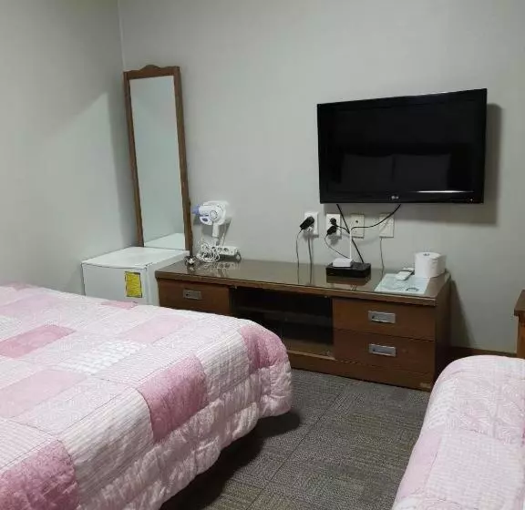 デラックスルーム, Nabizam Motel