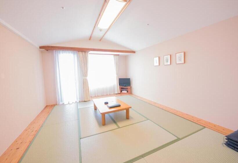 غرفة قياسية رباعية, Harvest Skijam Katsuyama