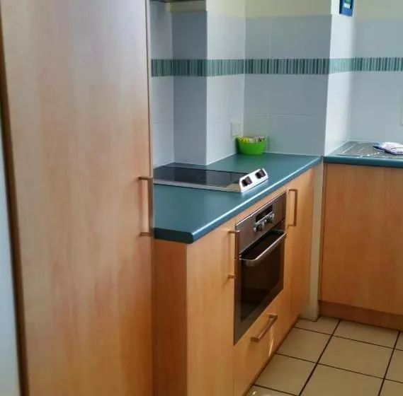 プールの見える１ベッドルームアパートメント, Santalina On Hervey Bay