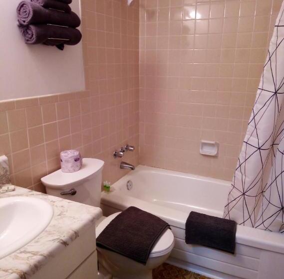 Standard Szoba, Tobermory Inn & Suites