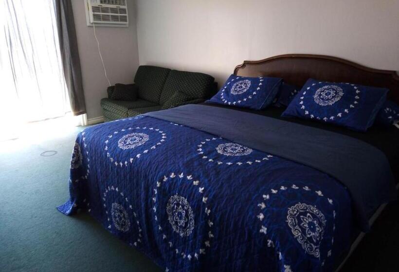 带大床的标准间, Tobermory Inn & Suites