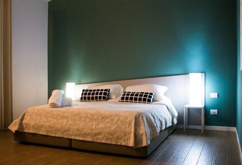 اتاق لوکس, Vele Storiche Pisane