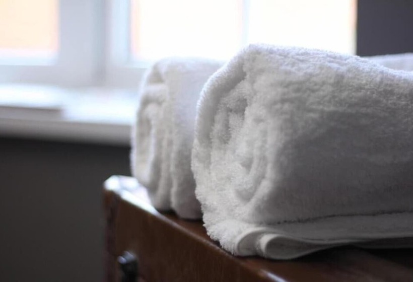 Номер Deluxe, The Old Talbot Hotel Milton Keynes
