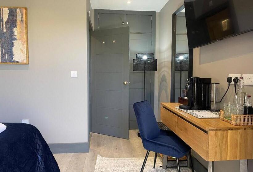 غرفة ديلوكس, The Old Talbot Hotel Milton Keynes