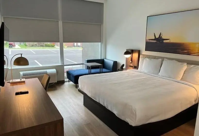 身障者適用スイートルーム, La Quinta Inn & Suites By Wyndham Manchester   Arnold Afb