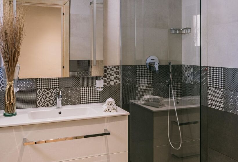 Номер Стандарт, Mclub Del Golfo